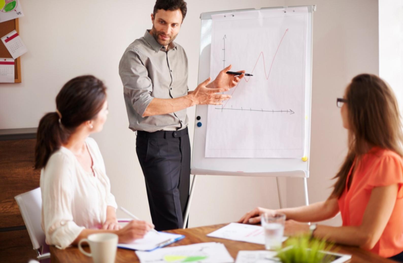 Session de travail collaboratif entre étudiants